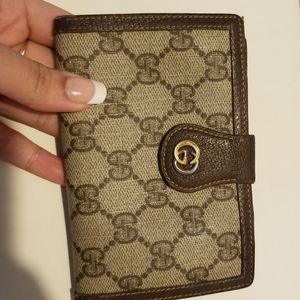 Vintage gucci wallet